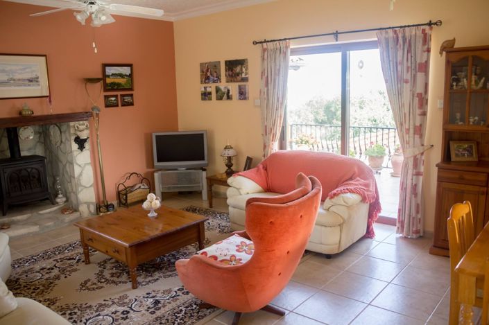 Image No.43-4 Bed Property for sale