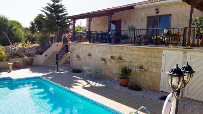 Image No.6-4 Bed Property for sale