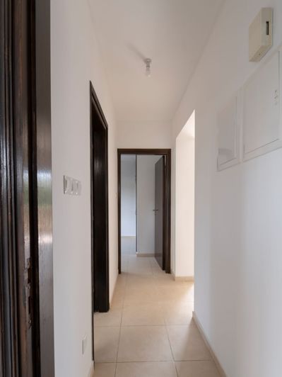 Image No.11-2 Bed Property for sale