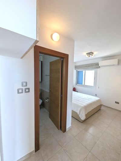 Image No.23-3 Bed Property for sale