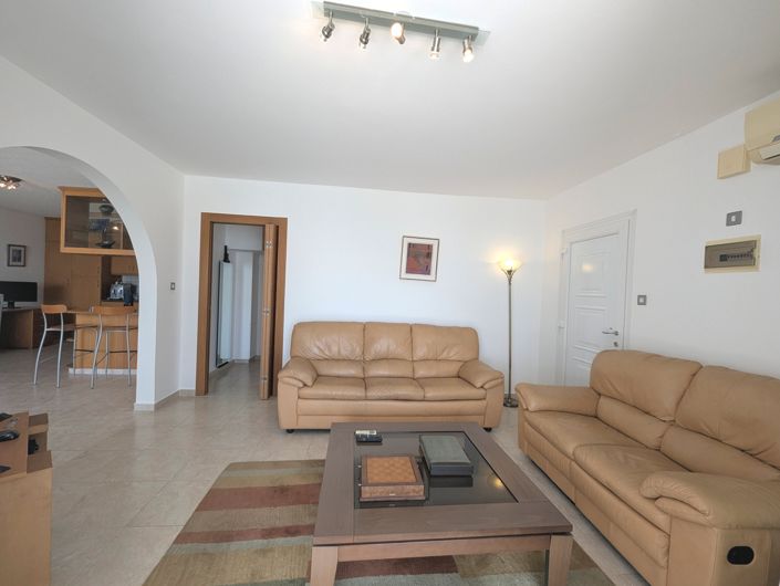 Image No.7-3 Bed Property for sale