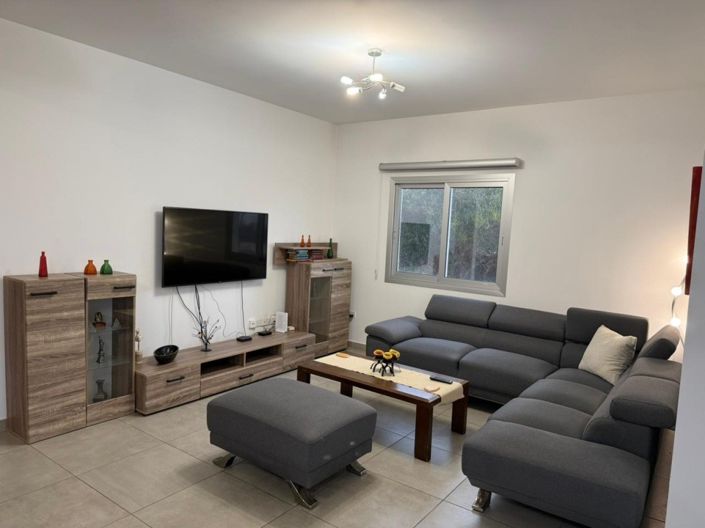 Image No.7-5 Bed Property for sale