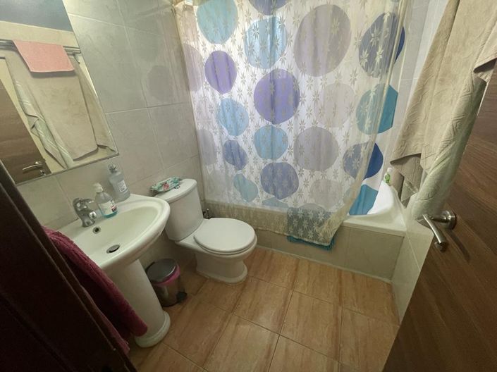 Image No.12-3 Bed Property for sale