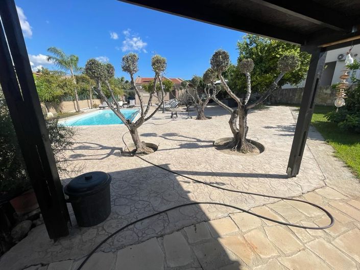 Image No.20-3 Bed Property for sale