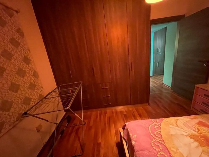 Image No.22-3 Bed Property for sale