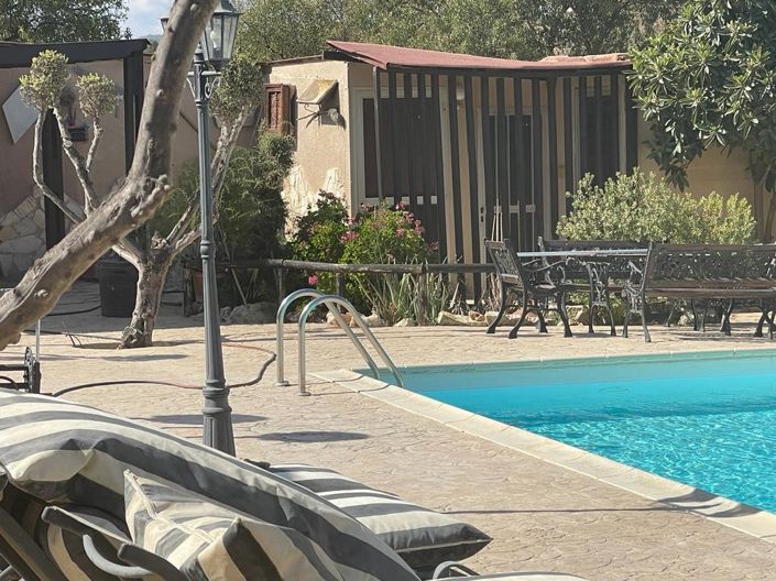 Image No.29-3 Bed Property for sale