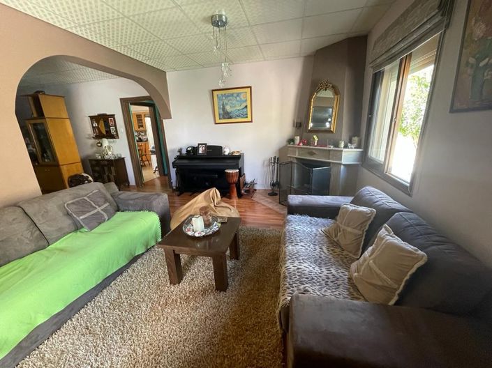 Image No.34-3 Bed Property for sale