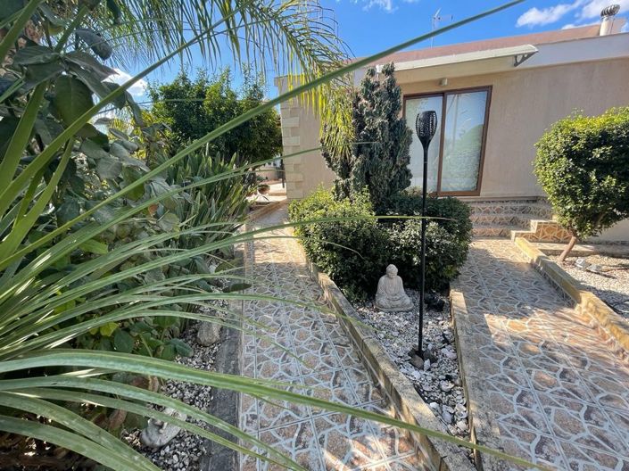 Image No.35-3 Bed Property for sale