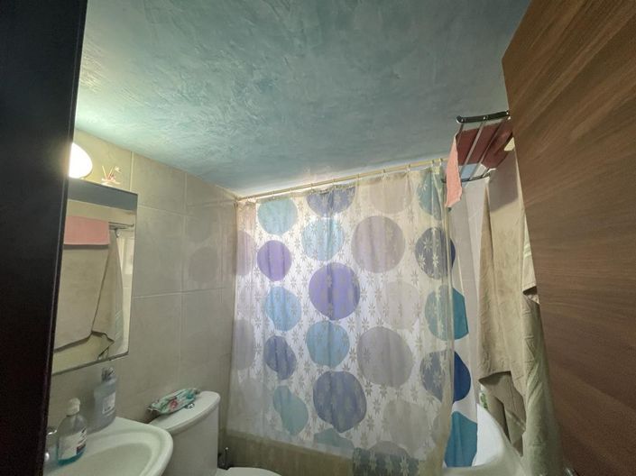 Image No.39-3 Bed Property for sale