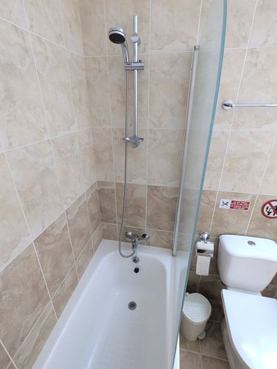 Image No.18-2 Bed Property for sale