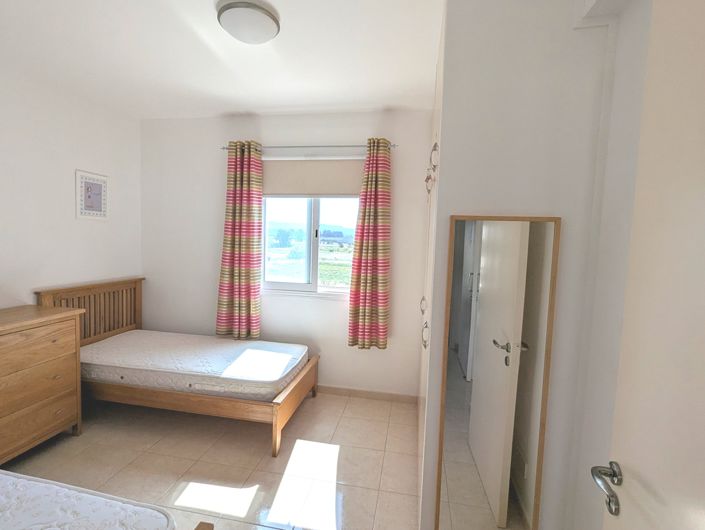 Image No.26-2 Bed Property for sale