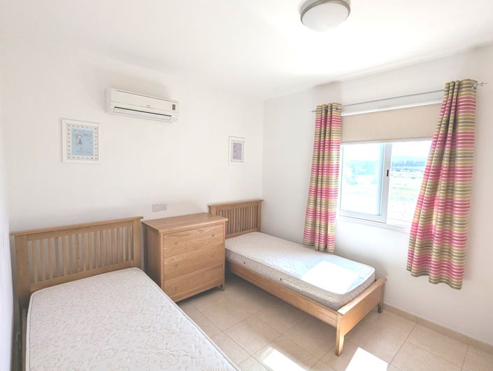 Image No.27-2 Bed Property for sale