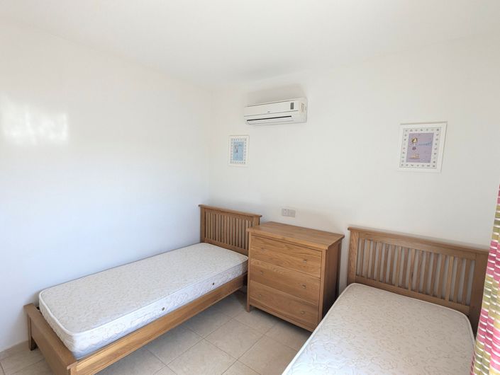 Image No.28-2 Bed Property for sale