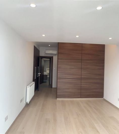 Image No.15-4 Bed Property for sale