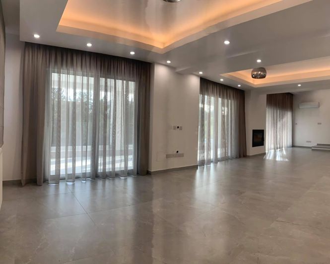 Image No.3-4 Bed Property for sale