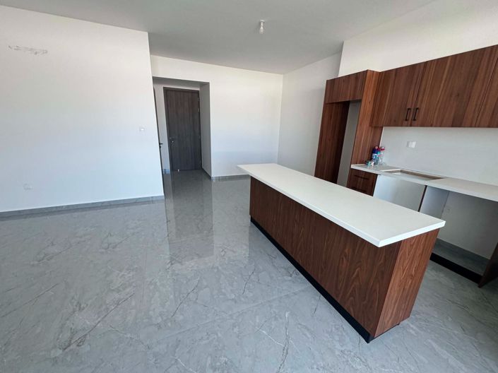 Image No.13-2 Bed Property for sale