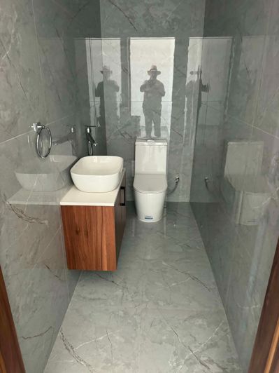 Image No.21-2 Bed Property for sale