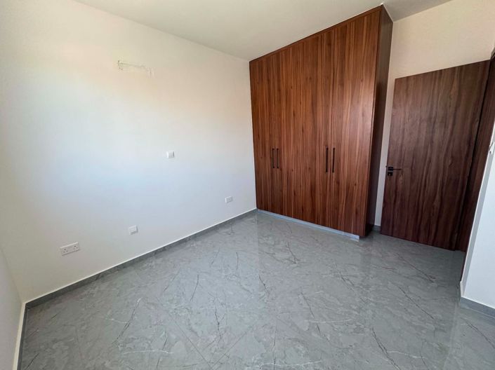 Image No.3-2 Bed Property for sale