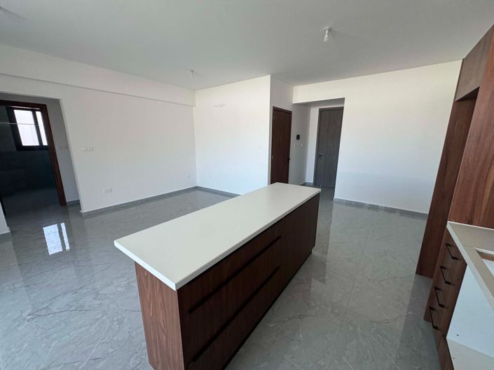 Image No.6-2 Bed Property for sale