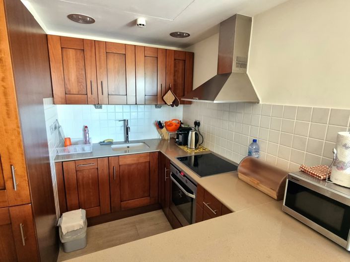 Image No.12-2 Bed Property for sale