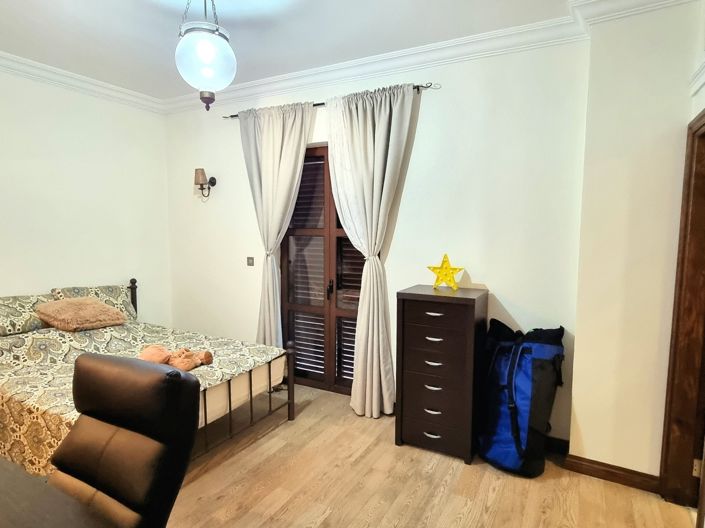 Image No.22-2 Bed Property for sale
