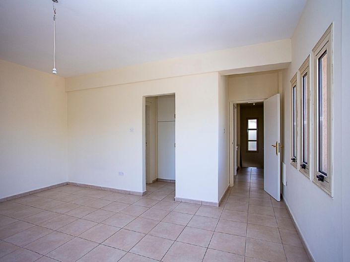 Image No.33-3 Bed Property for sale