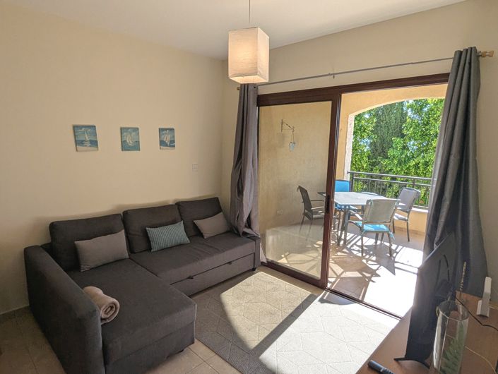 Image No.12-1 Bed Property for sale