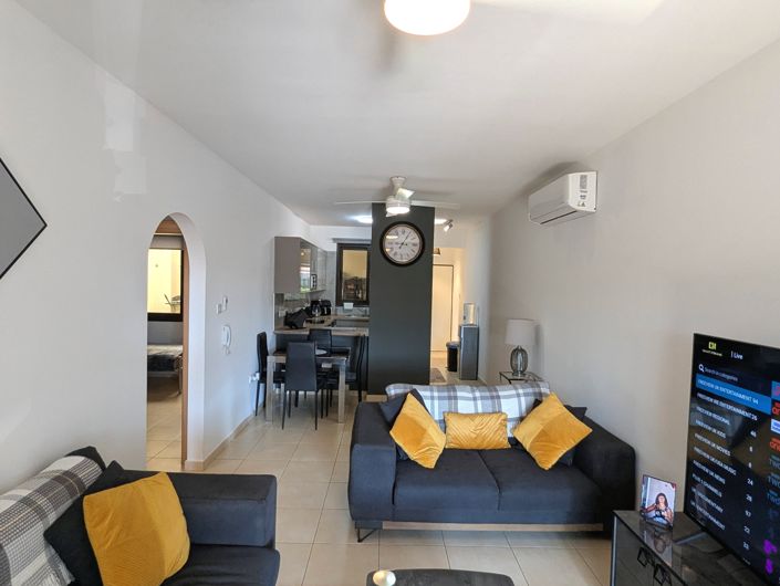 Image No.17-2 Bed Property for sale