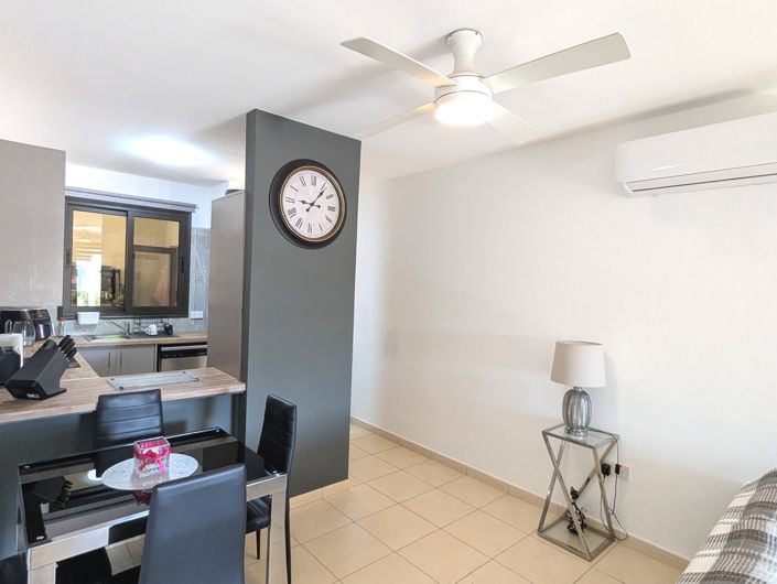 Image No.19-2 Bed Property for sale