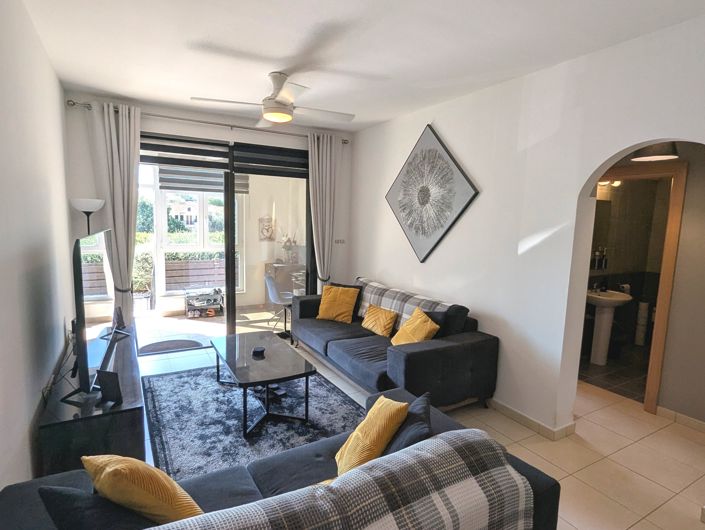 Image No.21-2 Bed Property for sale