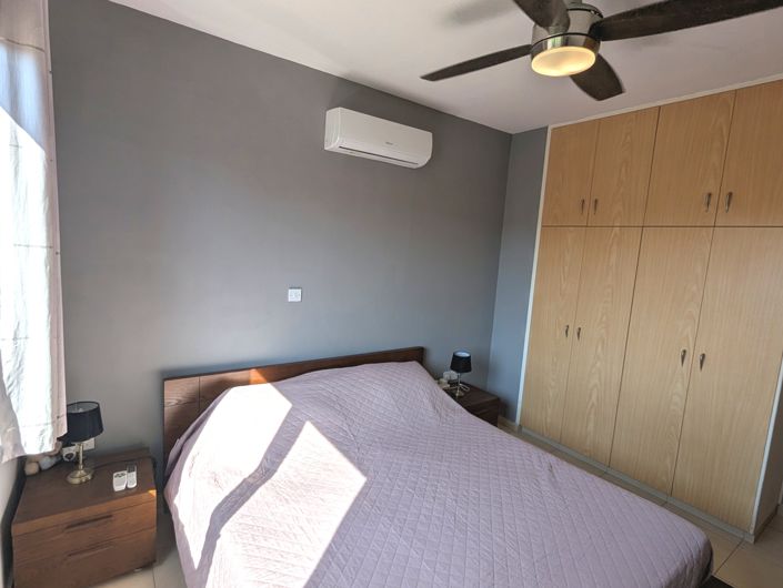 Image No.44-2 Bed Property for sale
