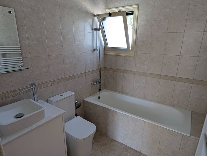 Image No.17-Propriété de 3 chambres à vendre à Pano Kivides