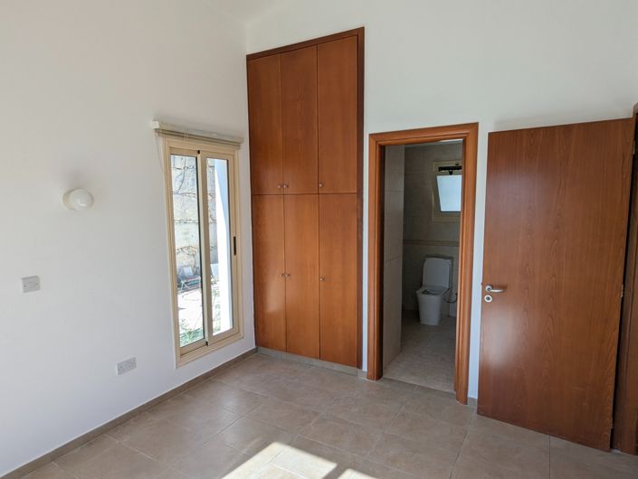Image No.21-Propriété de 3 chambres à vendre à Pano Kivides