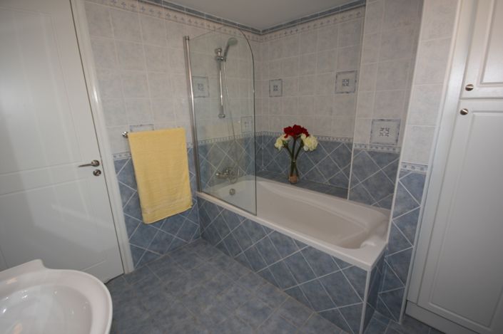 Image No.16-Propriété de 4 chambres à vendre à Pissouri