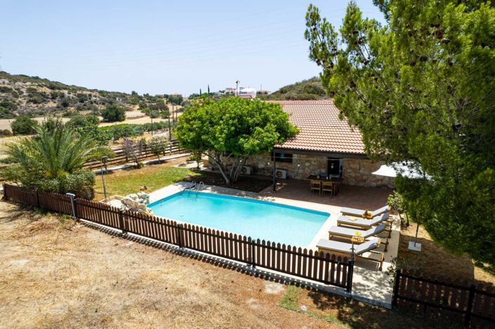 Image No.11-3 Bed Property for sale