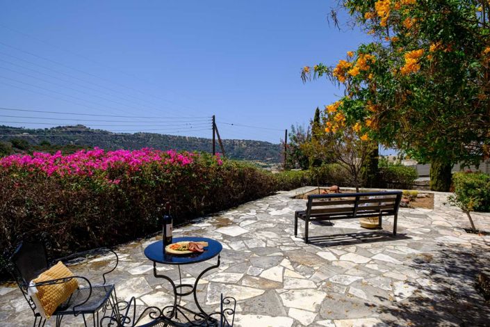 Image No.19-3 Bed Property for sale