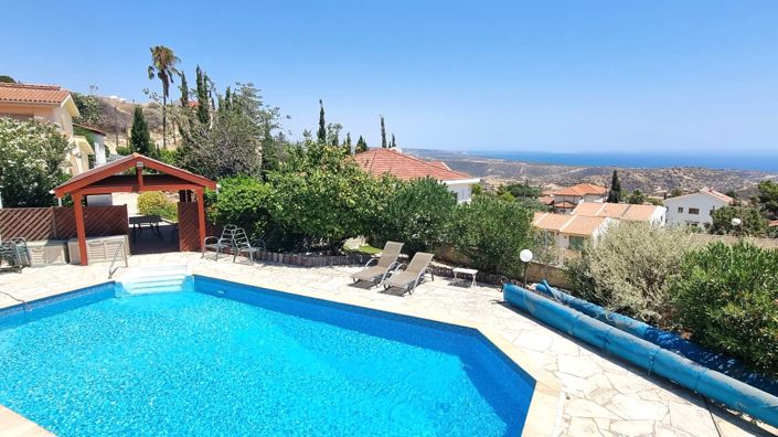 Image No.43-3 Bed Property for sale