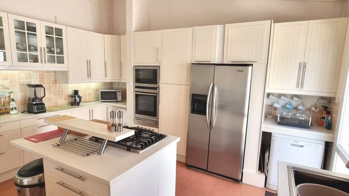 Image No.49-3 Bed Property for sale