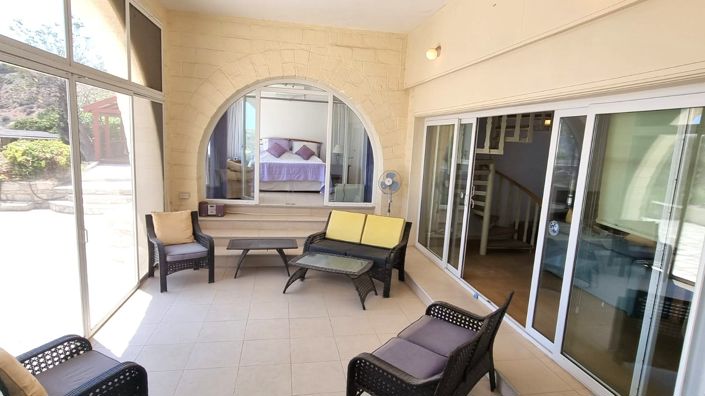 Image No.55-3 Bed Property for sale