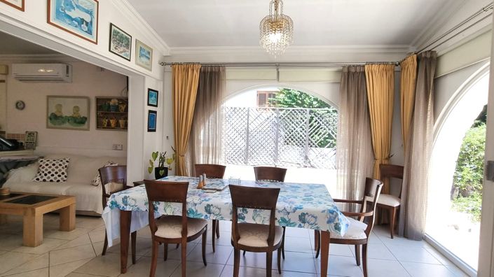 Image No.57-3 Bed Property for sale