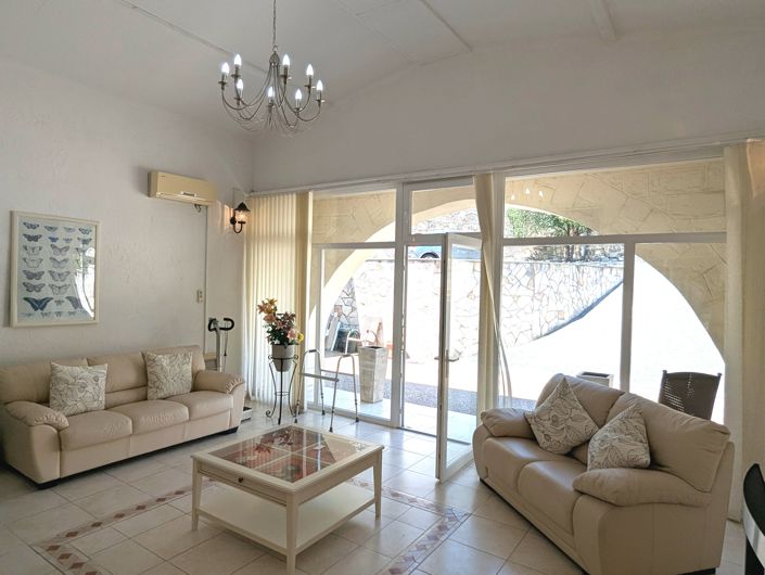 Image No.8-3 Bed Property for sale