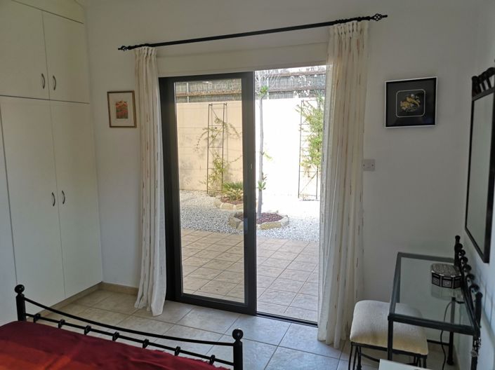 Image No.13-2 Bed Property for sale