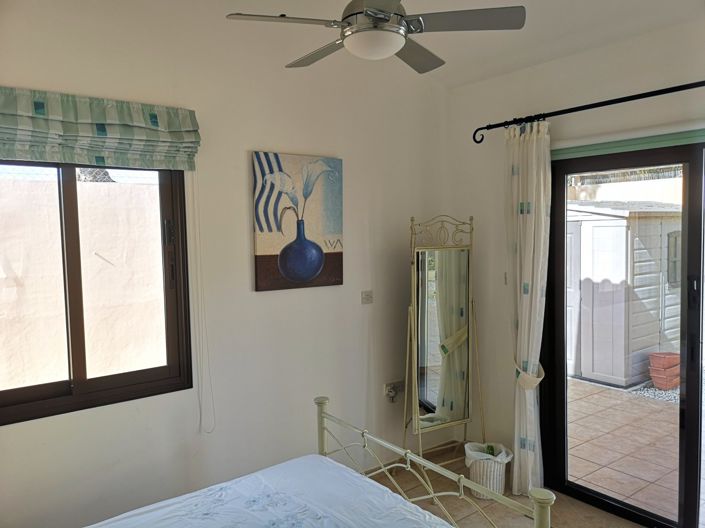Image No.21-2 Bed Property for sale