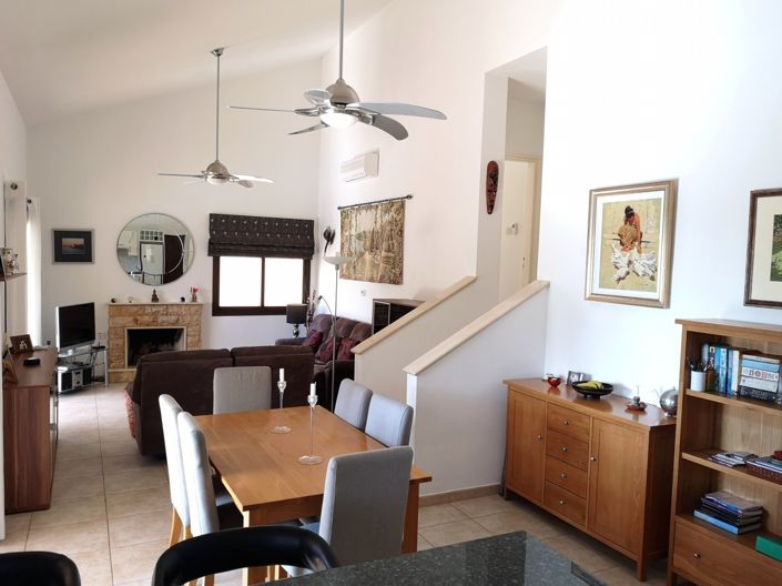 Image No.29-2 Bed Property for sale