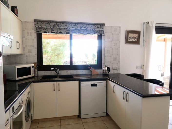 Image No.30-2 Bed Property for sale