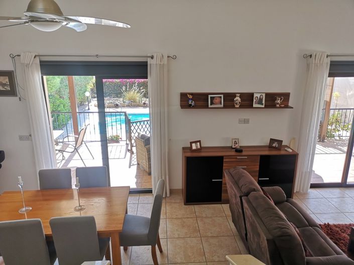 Image No.39-2 Bed Property for sale