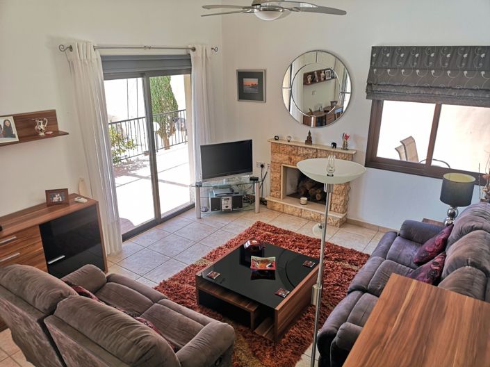 Image No.40-2 Bed Property for sale