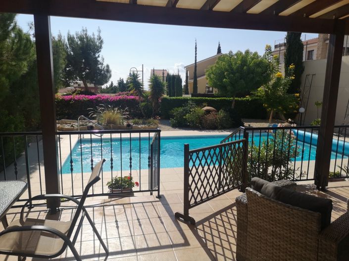 Image No.43-2 Bed Property for sale