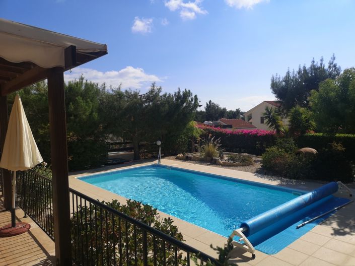 Image No.45-2 Bed Property for sale