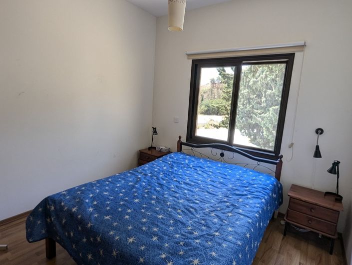 Image No.18-2 Bed Property for sale